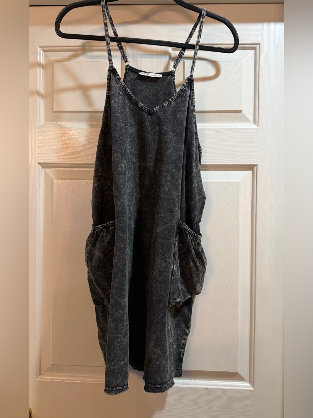 Zenana Outfitters Black Mineral Wash Romper Size L Pit to Pit 20.5”
